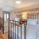 4 Bed In Kendal Oc-sz535 Dom wakacyjny