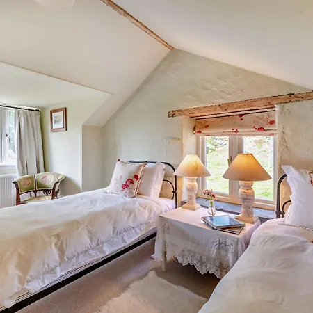 4 Bed In Kendal Oc-sz535 Dom wakacyjny