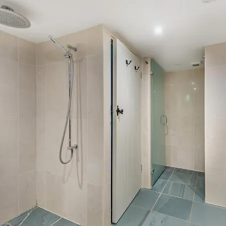 4 Bed In Kendal Oc-sz535 *